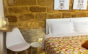 Home Via Neve-Historical Centre